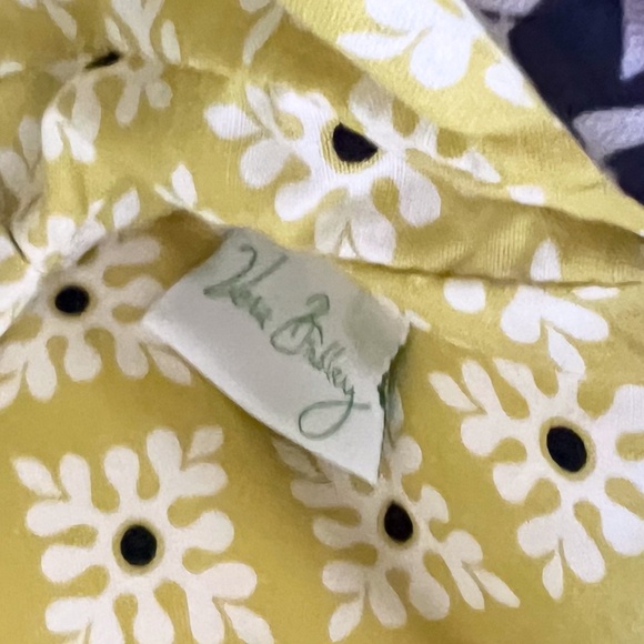 Vera Bradley Baroque Front Flap Crossbody Purse Black Gray Yellow Floral - Picture 4 of 5